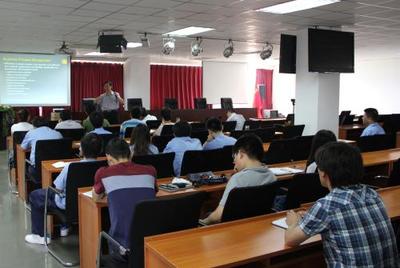 華清弘官方微信正式開(kāi)通，打造企業(yè)管理咨詢一站式服務(wù)平臺(tái)